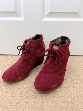 Toms Burgundy Suede Lace-Up Wedge Ankle Boots